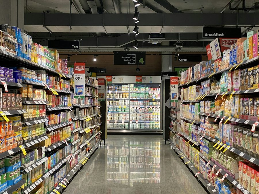 Piso de venta retail listo para rollout de marca
